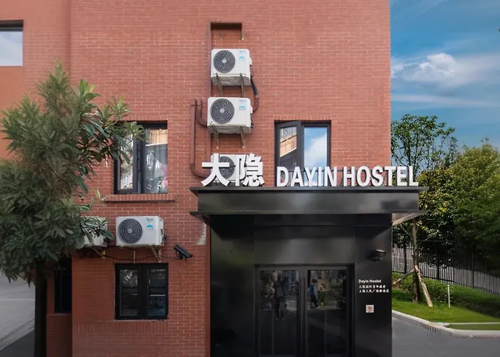 Dayin International Youth Hostel -Near People\'S Square & Old Town -Social Area -Bar -Cafe -Gym -Free Laundry Luggage Storage -24H Front Desk -English Service