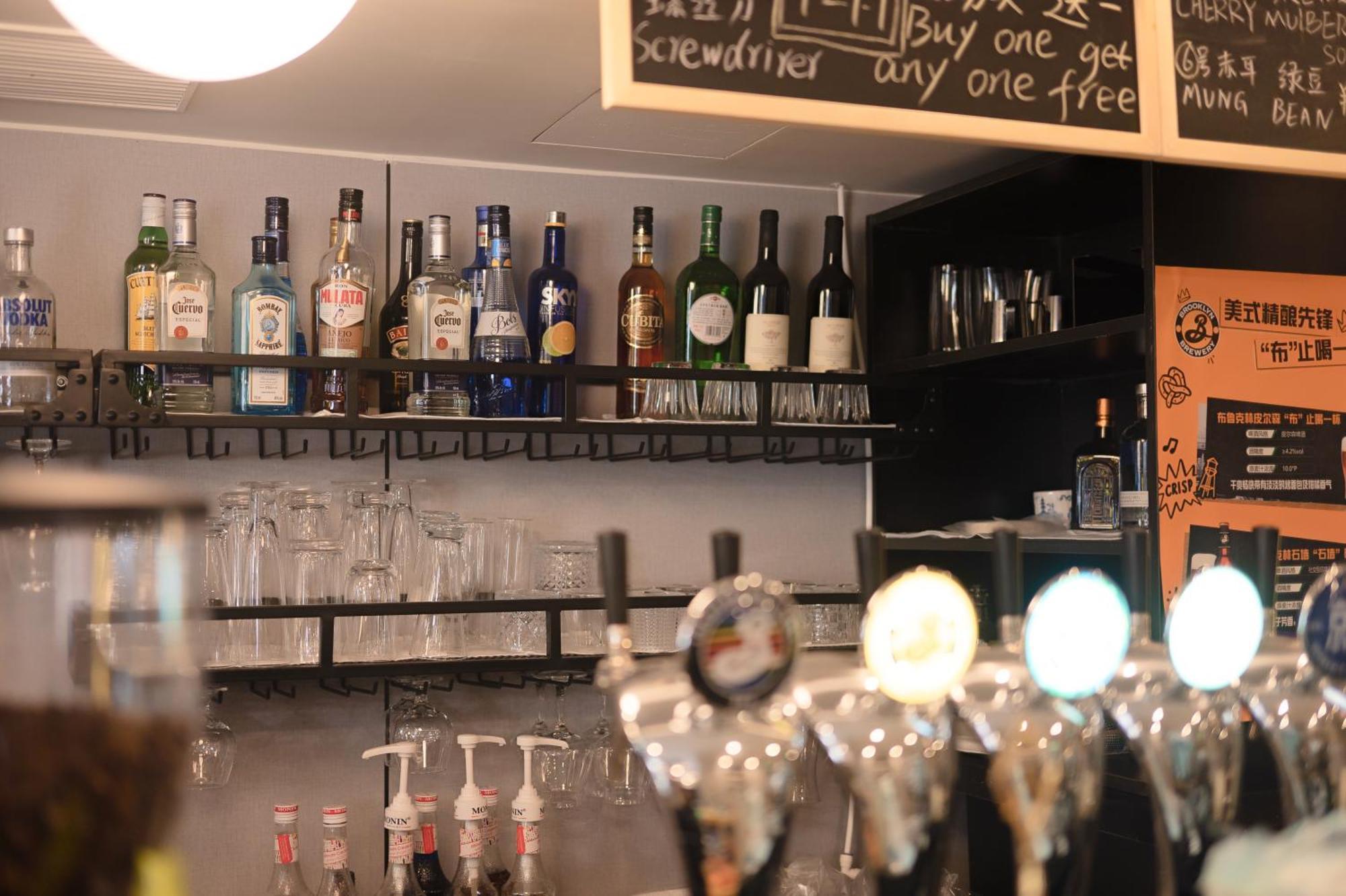 Nhà trọ Dayin International Youth -near People's Square & Old Town -social Area -bar -cafe -gym -free Laundry Luggage Storage -24h Front Desk -english Service Thượng Hải