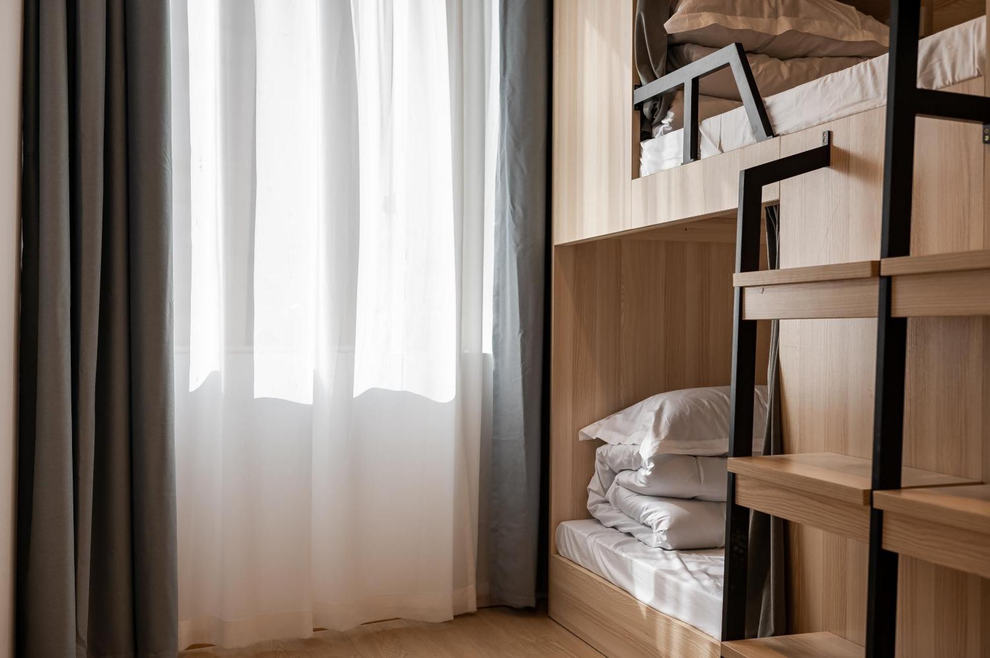 Dayin International Youth -near People's Square & Old Town -social Area -bar -cafe -gym -free Laundry Luggage Storage -24h Front Desk -english Service Nhà trọ