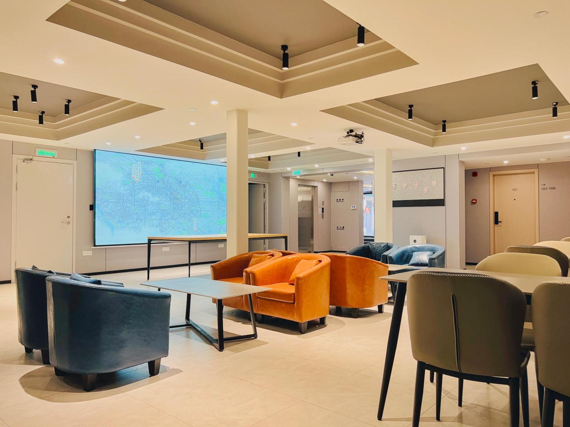 Nhà trọ Dayin International Youth -near People's Square & Old Town -social Area -bar -cafe -gym -free Laundry Luggage Storage -24h Front Desk -english Service *